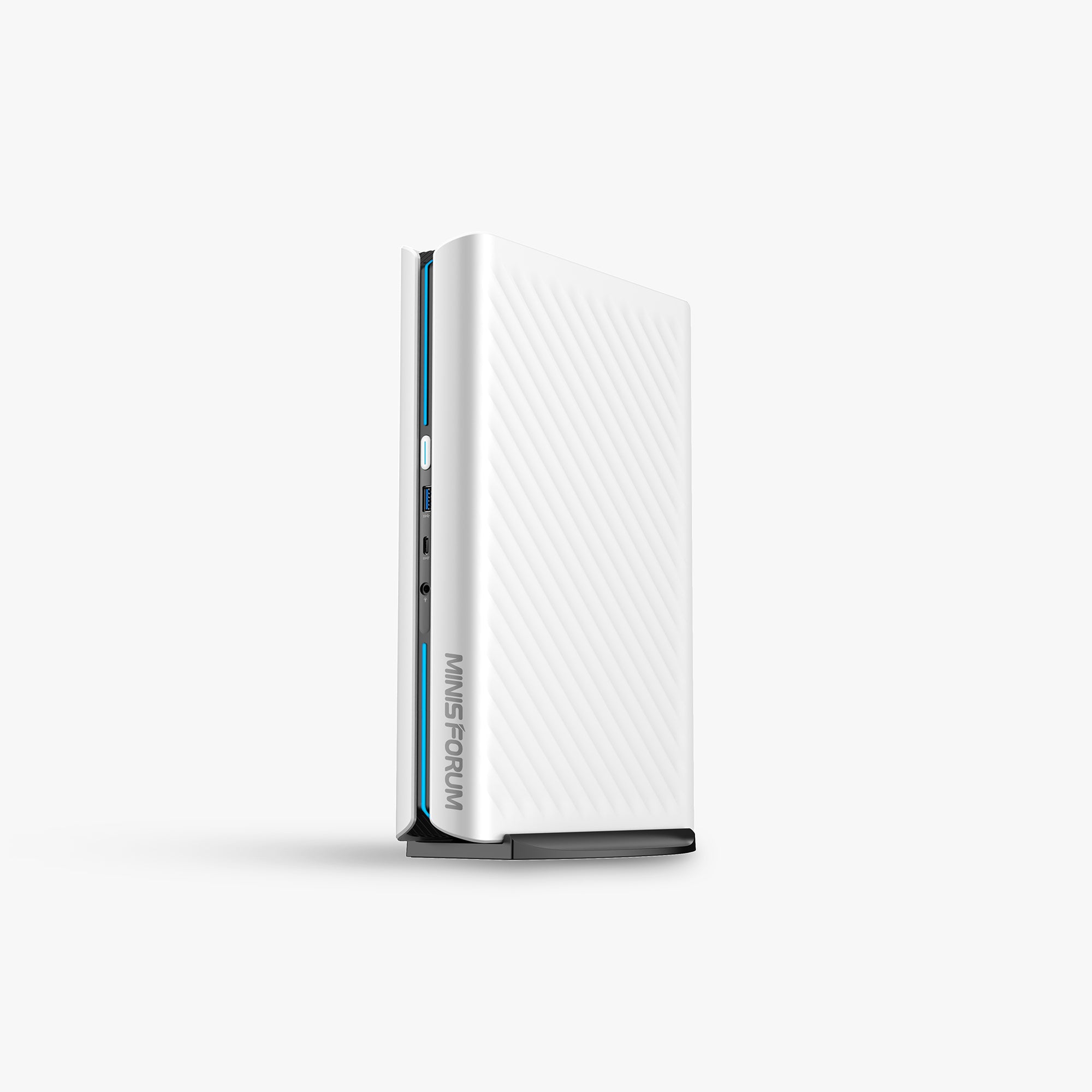 AtomMan G1 PRO：最新RTX 5060搭載、白いゲーミングPCの新たな潮流